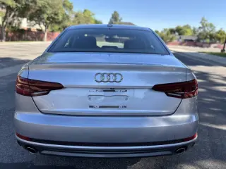 2018 Audi A4 2.0T quattro Premium