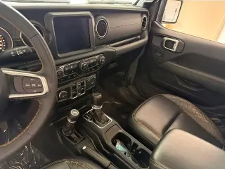 Jeep Gladiator 2023 4x4 Overland 4dr Crew Cab 5.0 ft. SB