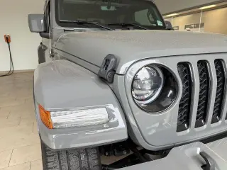 Jeep Gladiator 2023 4x4 Overland 4dr Crew Cab 5.0 ft. SB