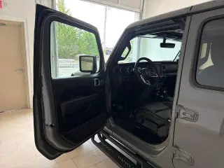 Jeep Gladiator 2023 4x4 Overland 4dr Crew Cab 5.0 ft. SB