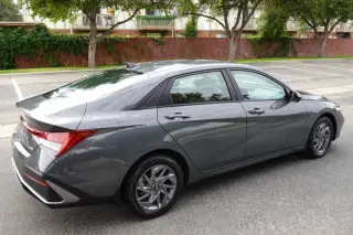 2024 Hyundai Elantra Hybrid Blue