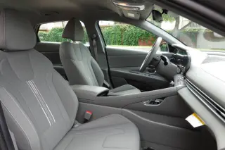 2024 Hyundai Elantra Hybrid Blue