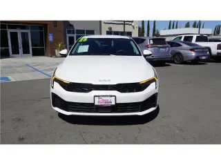 2025 Kia K5 LXS