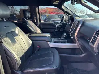 2017 Ford F-150 Platinum