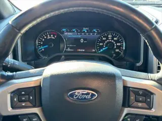 2017 Ford F-150 Platinum