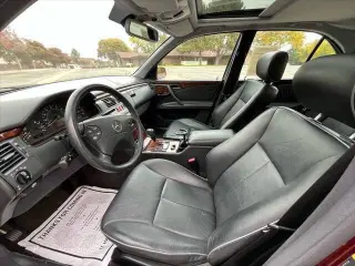 2001 Mercedes-Benz E-Class E 320