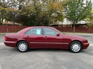 2001 Mercedes-Benz E-Class E 320
