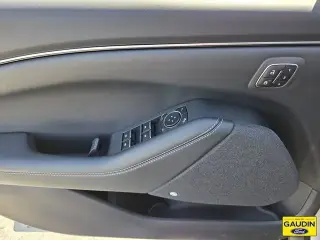 Ford Mustang Mach-E 2025 Premium 4dr SUV