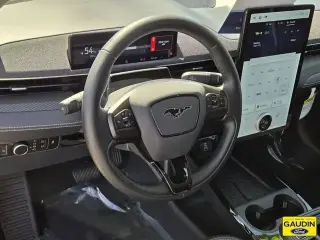 Ford Mustang Mach-E 2025 Premium 4dr SUV