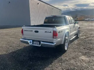 2004 Dodge Dakota SLT