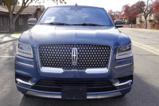 2019 Lincoln Navigator Select