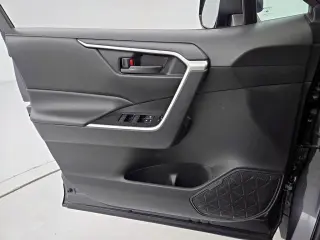 Toyota RAV4 2024 AWD LE 4dr SUV