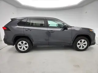 Toyota RAV4 2024 AWD LE 4dr SUV