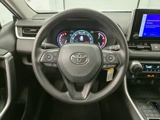 Toyota RAV4 2024 AWD LE 4dr SUV