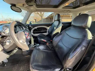 2002 MINI Cooper