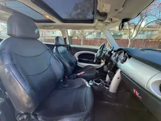2002 MINI Cooper