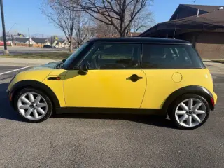 2002 MINI Cooper