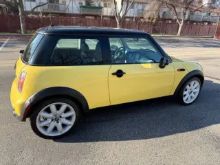 2002 MINI Cooper