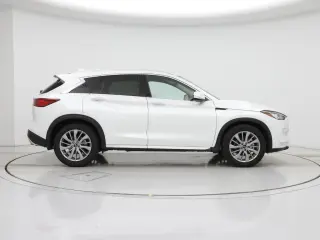 INFINITI QX50 2023 Luxe 4dr Crossover