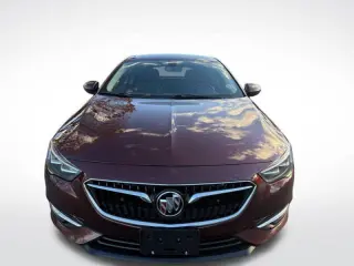 2019 Buick Regal Sportback Essence