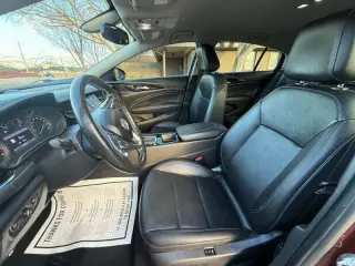 2019 Buick Regal Sportback Essence