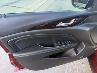 2019 Buick Regal Sportback Essence