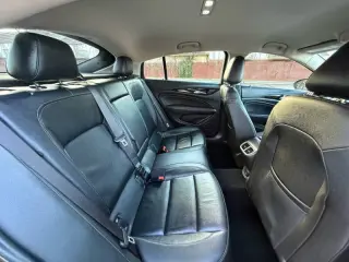 2019 Buick Regal Sportback Essence