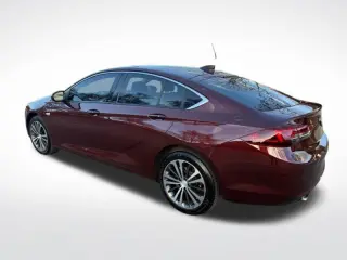 2019 Buick Regal Sportback Essence