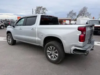 2020 Chevrolet Silverado 1500
RST