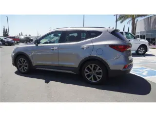 2017 Hyundai Santa Fe Sport 2.0T Ultimate