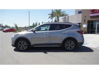 2017 Hyundai Santa Fe Sport 2.0T Ultimate