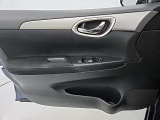 Nissan Sentra 2015 S 4dr Sedan 6M
