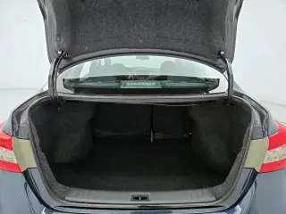 Nissan Sentra 2015 S 4dr Sedan 6M