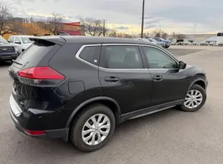 2017 Nissan Rogue
S