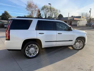 2016 Cadillac Escalade
Platinum