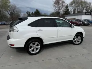 2005 Lexus RX 330
Base
