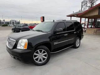 2011 GMC Yukon
Denali