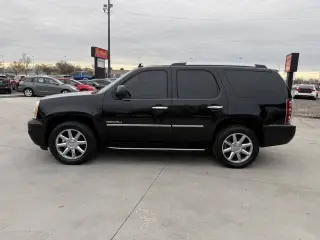 2011 GMC Yukon
Denali