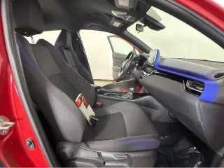 Gold Certified2022 Toyota C-HR XLE