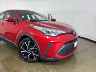 Gold Certified2022 Toyota C-HR XLE