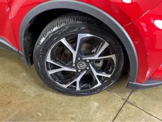 Gold Certified2022 Toyota C-HR XLE