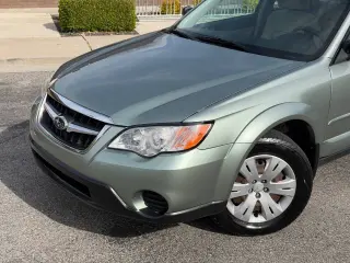 2009 Subaru Outback
2.5i