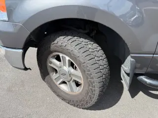 2006 Ford F-150
XLT