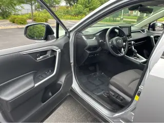 Gold Certified2021 Toyota RAV4 Hybrid XLE