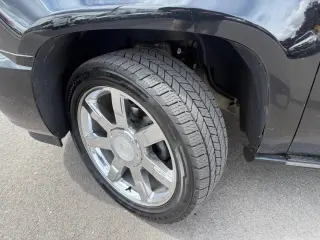 2008 Cadillac Escalade EXT
Base