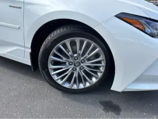 Gold Certified2019 Toyota Avalon Hybrid Limited