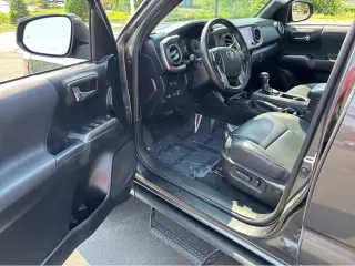 Silver Certified2022 Toyota Tacoma TRD Off Road