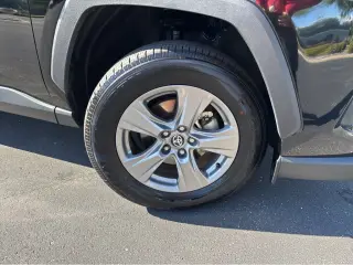 Gold Certified2025 Toyota RAV4 Hybrid LE