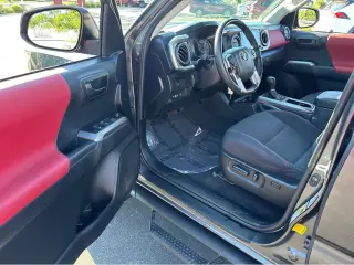 Gold Certified2022 Toyota Tacoma SR5
