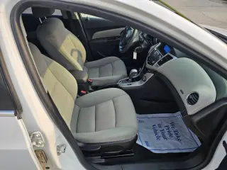 2016 Chevrolet Cruze Limited 1LT Auto